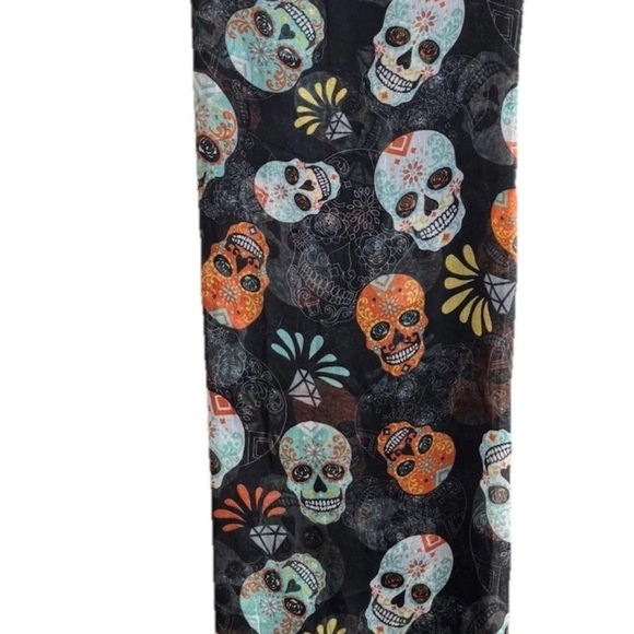 DAY OF THE DEAD DIA DE LOS MUERTOS SUGAR SKULL BLACK SCARF 36" X 72" HALLOWEEN - Picture 3 of 4